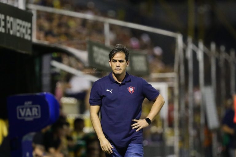 Diego Gavilán dejó de ser entrenador de Cerro Porteño