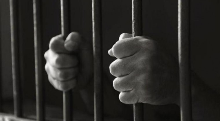 Hombre condenado a 18 años de cárcel por abusar de su propia hija