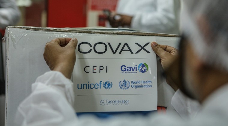 Abdo ‘vacunó’ a todos con fallido acuerdo de Covax