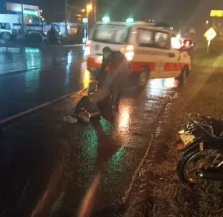 Siniestro vial dejó a motociclista herido